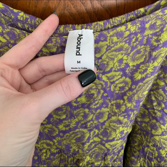 Abound Floral Peplum Blouse - Picture 4 of 6